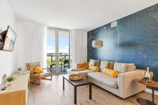 2602 E Hallandale Beach Blvd - Photo 1 of 1