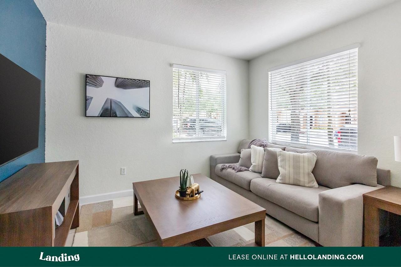 1140 SE 24 Road - Photo 2 of 50