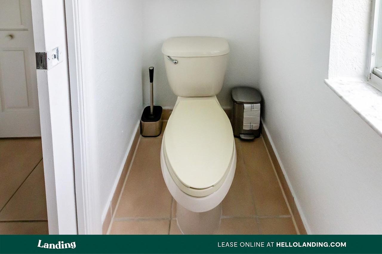 1140 SE 24 Road - Photo 6 of 50