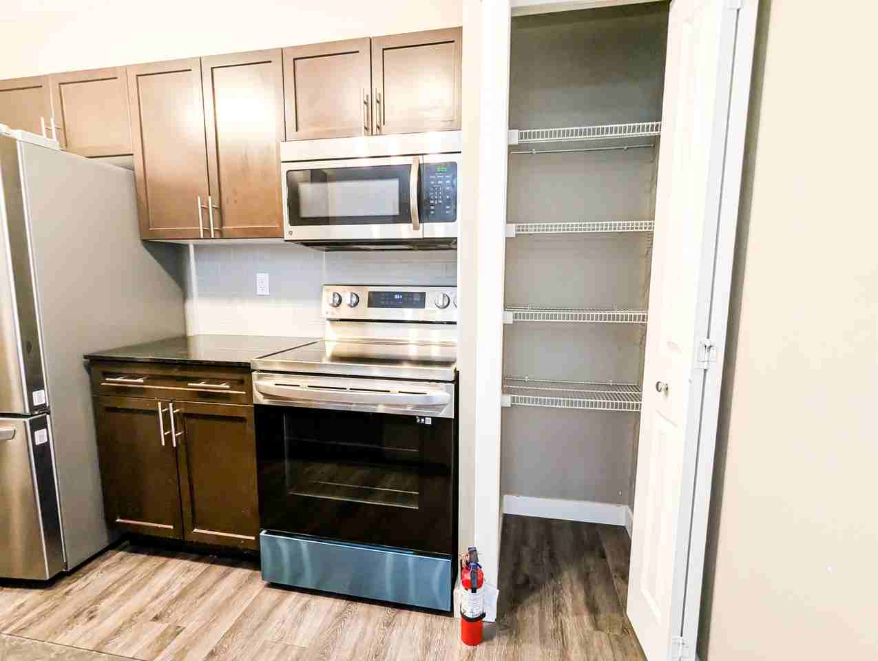 20 Kincora Glen Pk Nw #506