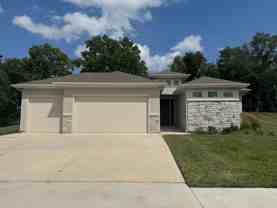 1613 Sw Hedgewood Ln - Photo 1 of 1