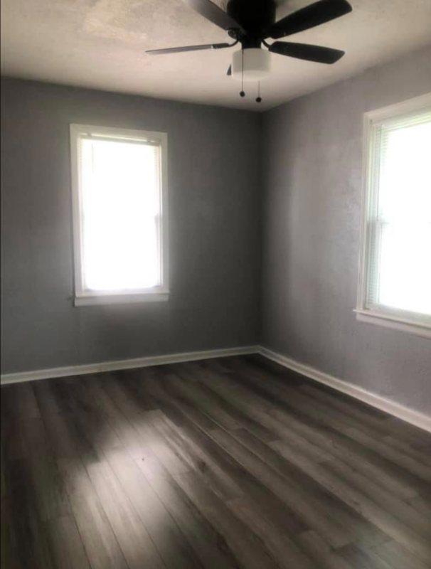 8605 Highland Ave - Photo 3 of 8