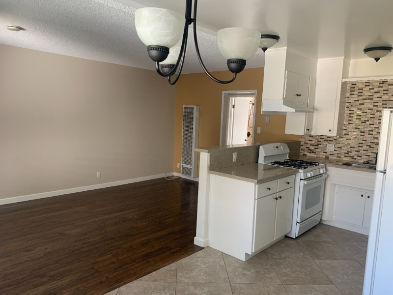 5329 Ruby St - Photo 2 of 6