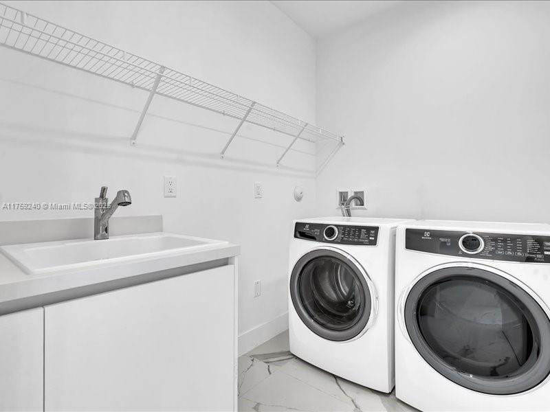 16644 Weston Rd - Photo 6 of 20