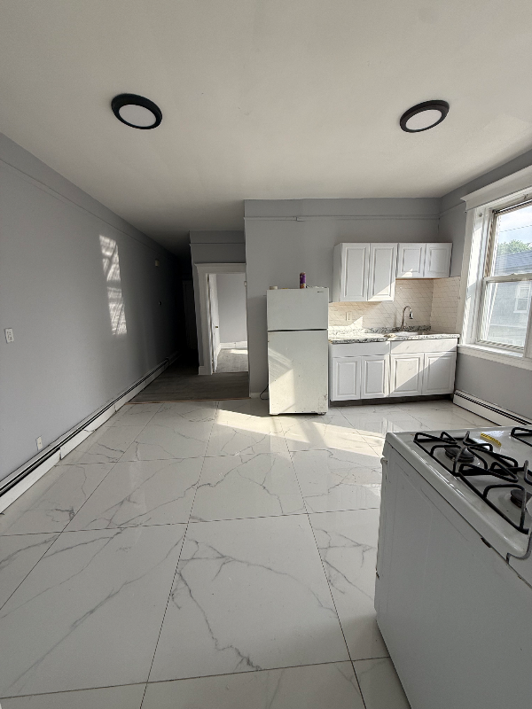 190 Ackerman Ave #3 - Photo 2 of 11