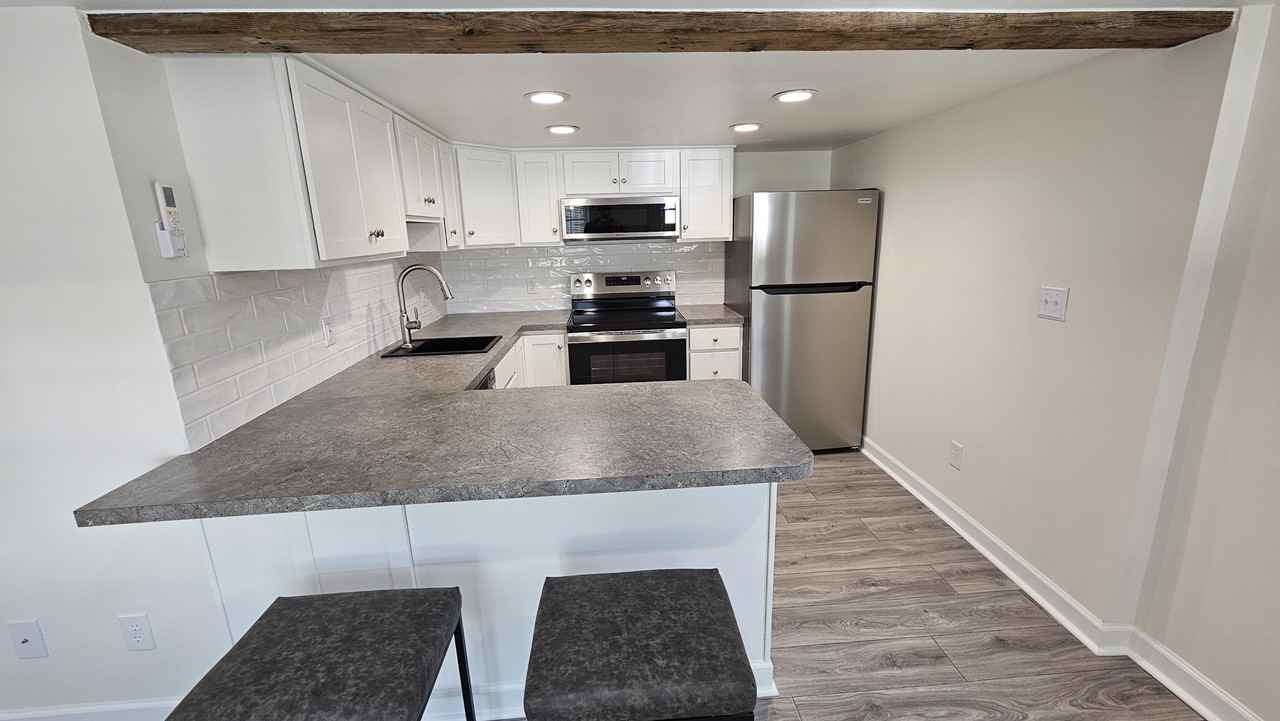 115 John St #A - Photo 2 of 20