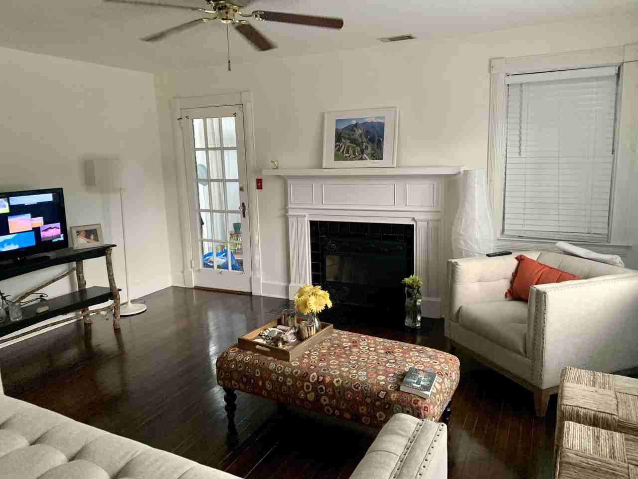 326 E 54th St #NA - Photo 7 of 26