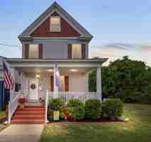 featured image of 432 W 26th St