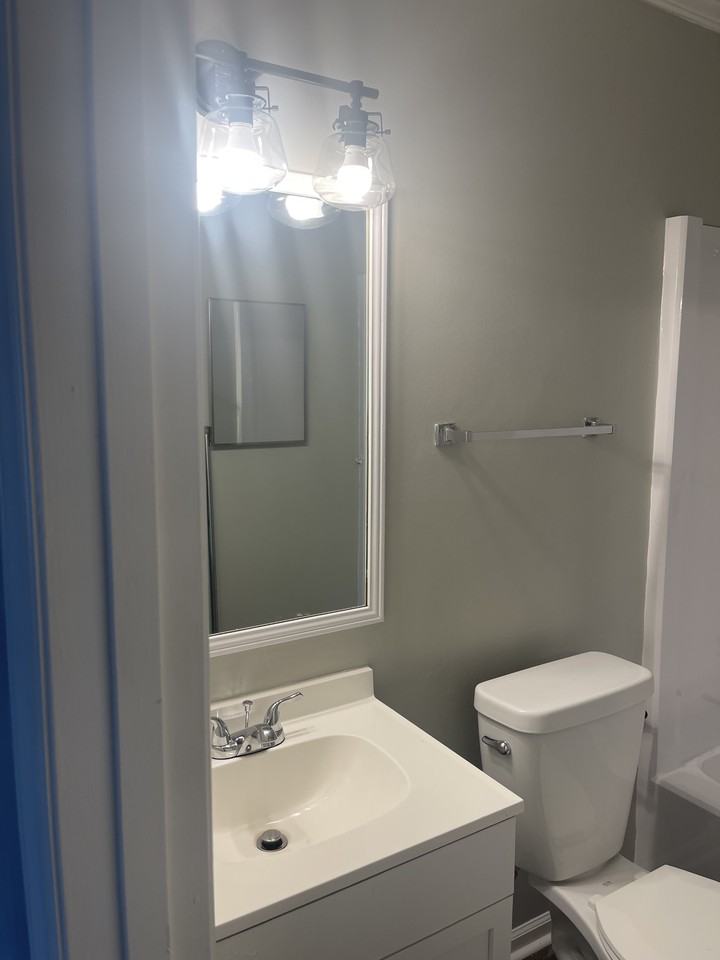 1139 Glendale Dr #1139 - Photo 2 of 18