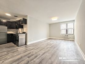 445 W Barry Ave #405 - Photo 1 of 1