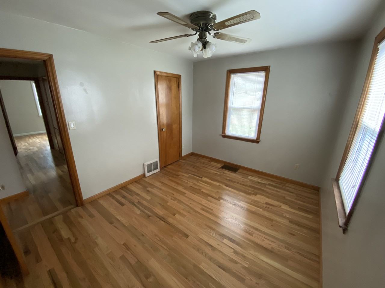 167 E 34th St #NA - Photo 6 of 16