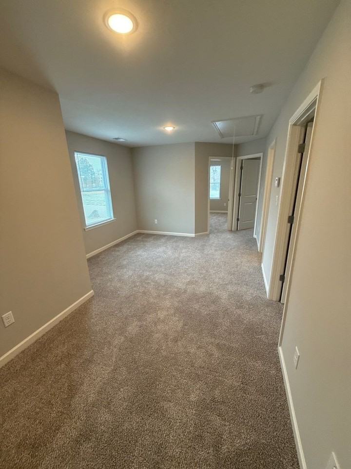 729 N Dunlap St - Photo 6 of 19