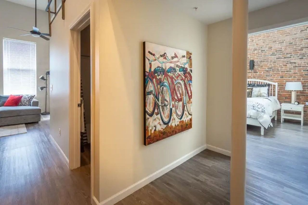 108 West 6th Street - Photo 5 of 21