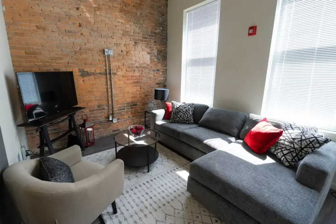 108 West 6th Street - Photo 6 of 21