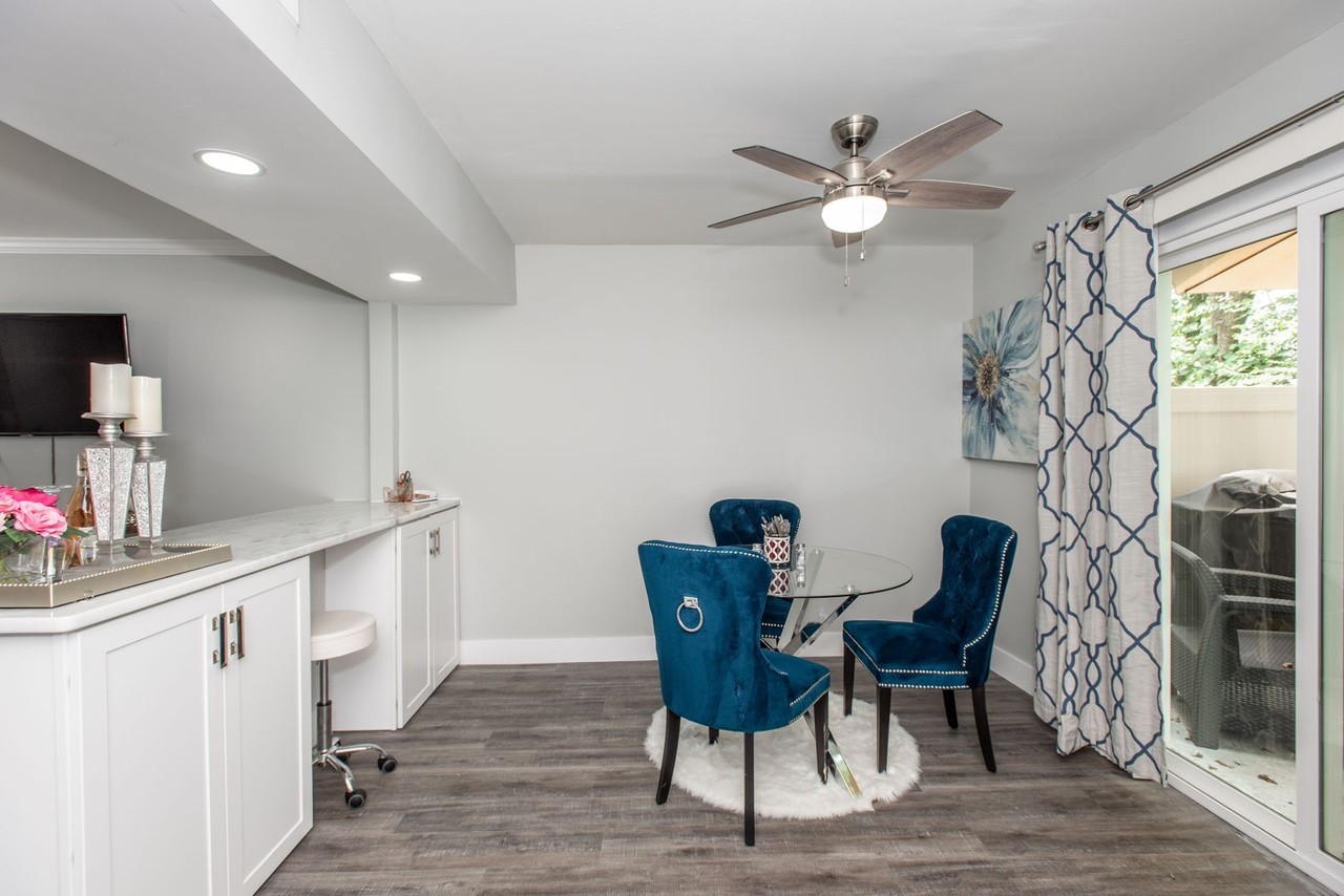 248 Irwin Pl - Photo 6 of 17