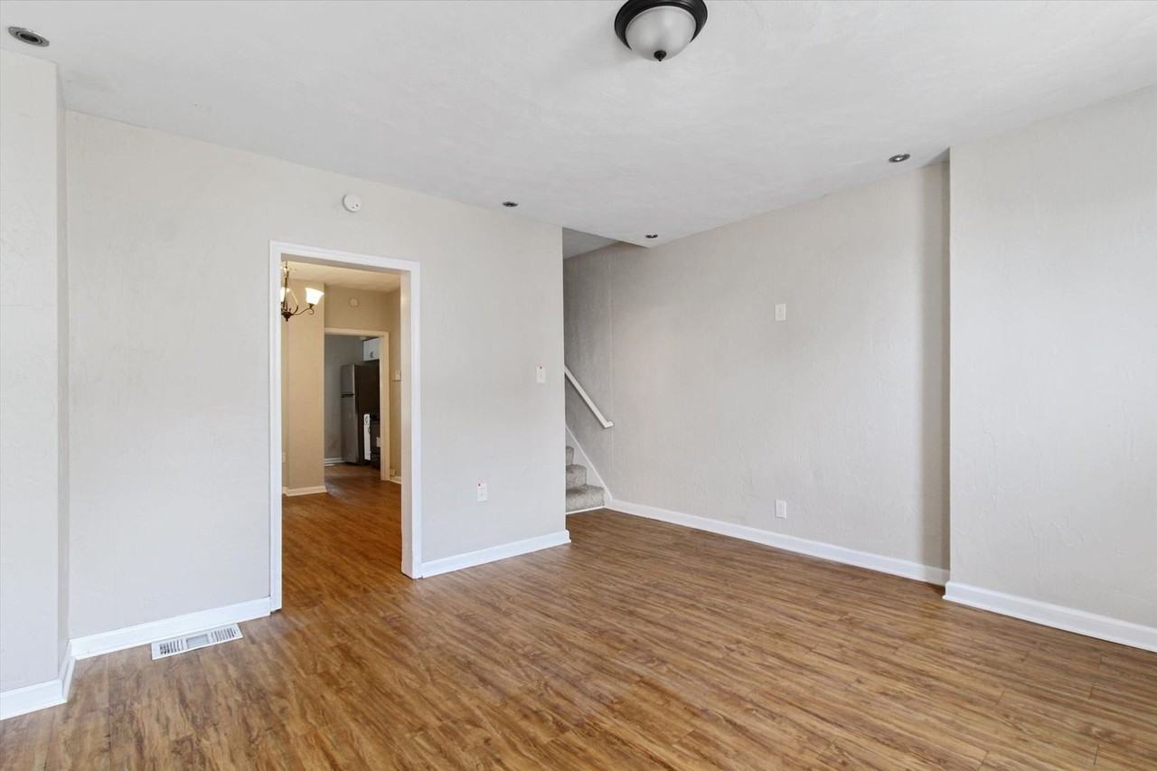 40 Laurel St - Photo 3 of 20