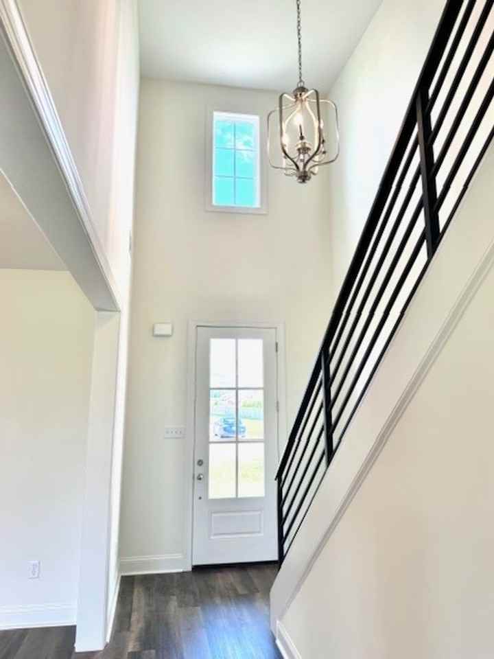 5292 Aylesbury Lane - Photo 3 of 18