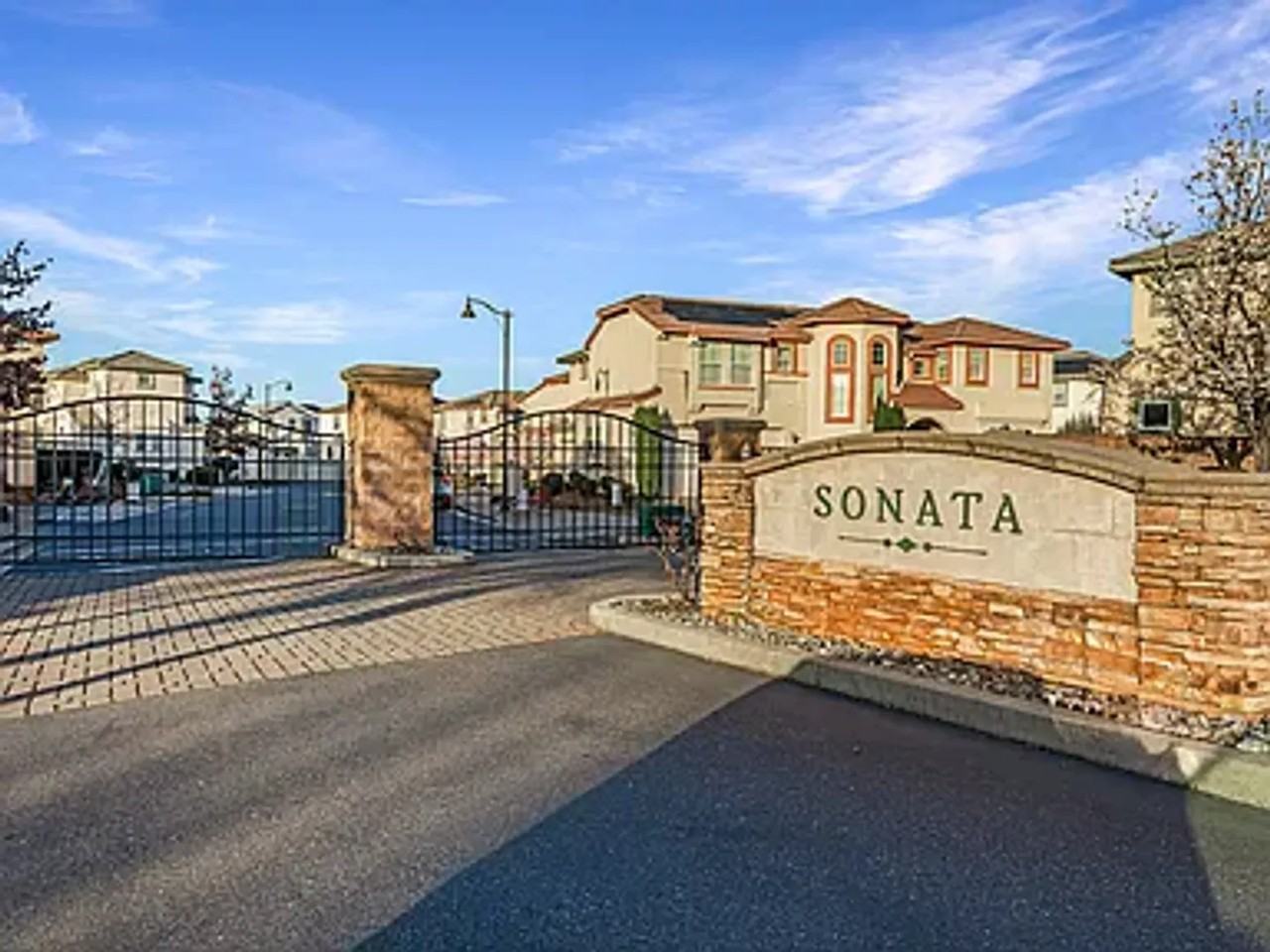 1941 Salzburg Trl - Photo 2 of 30