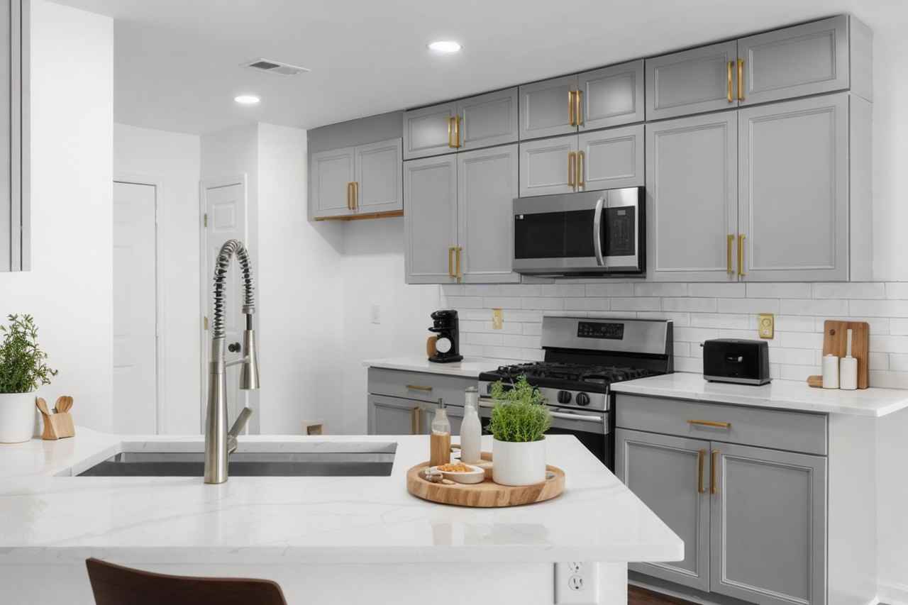 David Austin Court - Photo 3 of 19