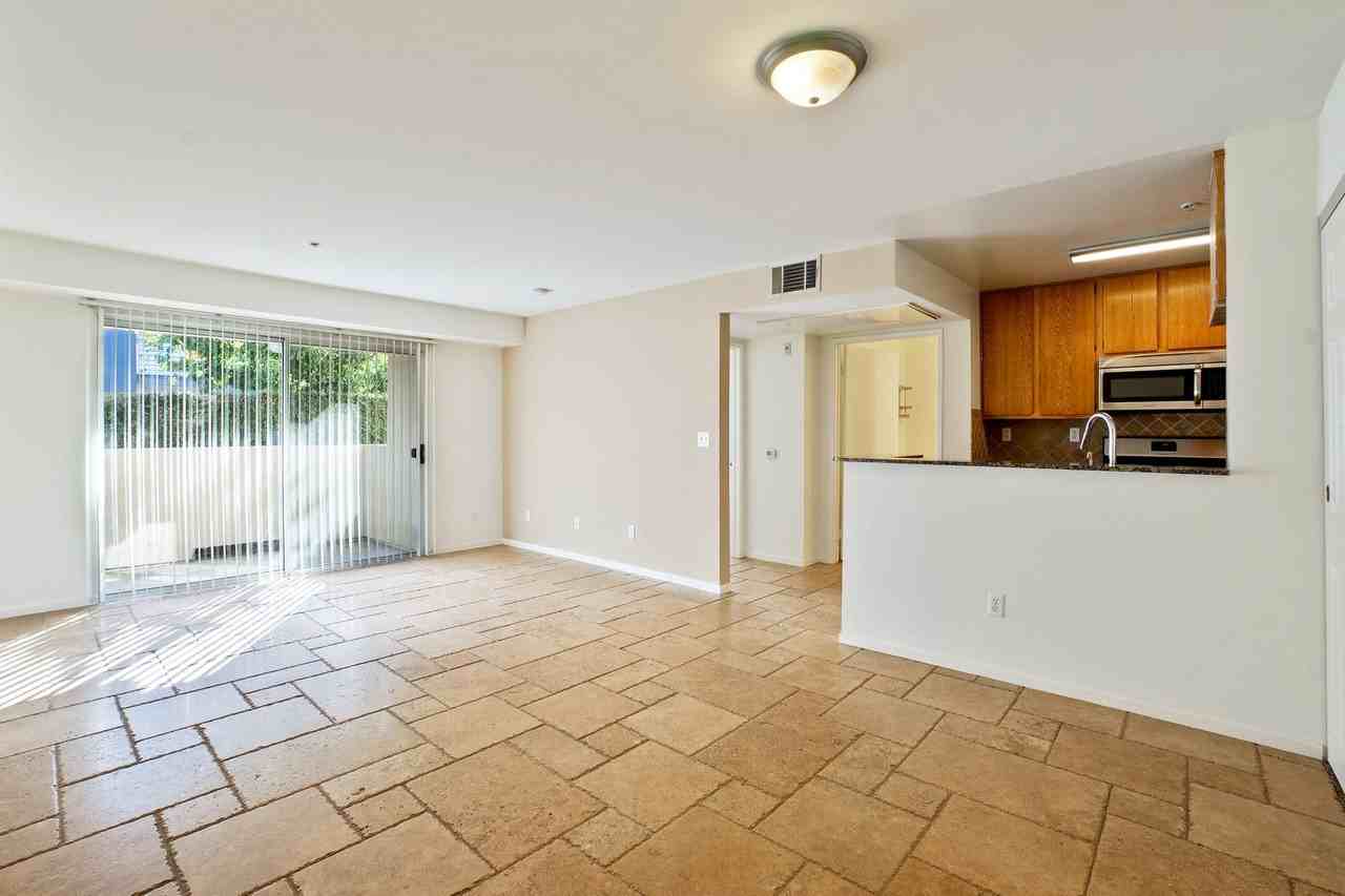 Sophia Ridge - Photo 7 of 36