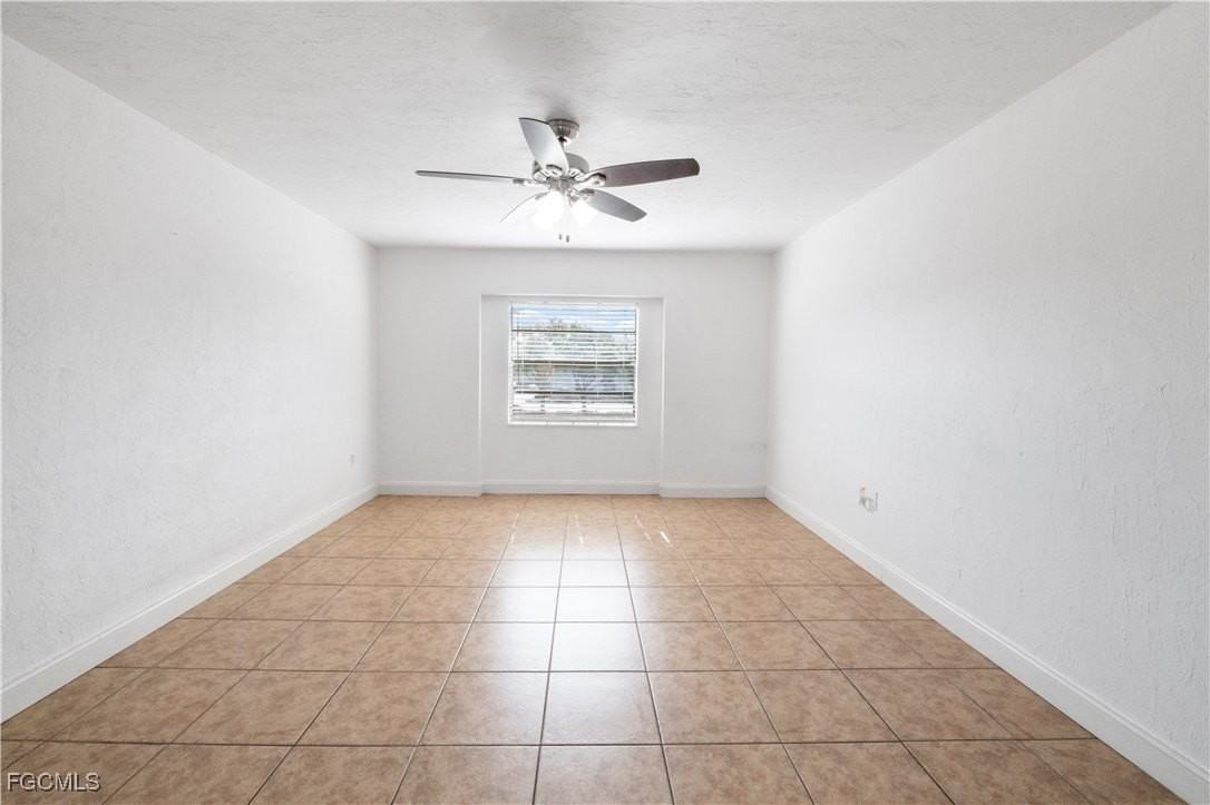 12630 Kenwood Ln Apt D #D - Photo 3 of 22