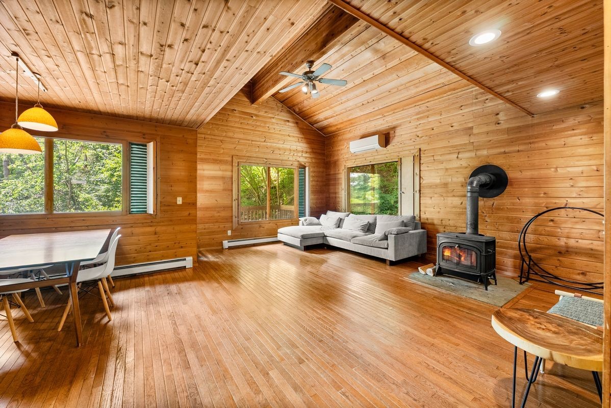 281 Nettleton Hollow Rd - Photo 3 of 11