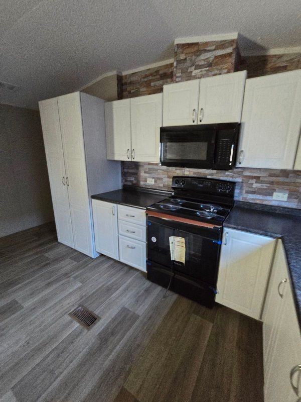 180 Carter Pl Sw - Photo 3 of 9