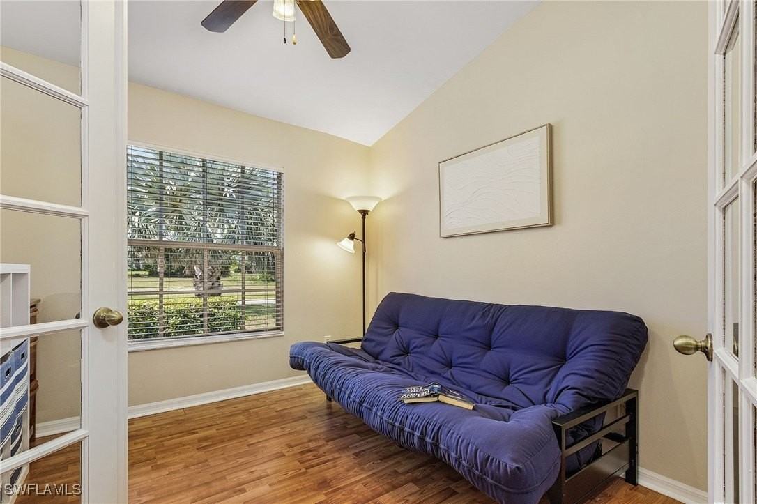 1909 Sw 28th St - Photo 4 of 21