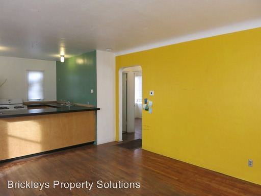 514 Dartmouth Pl SE - Photo 2 of 10