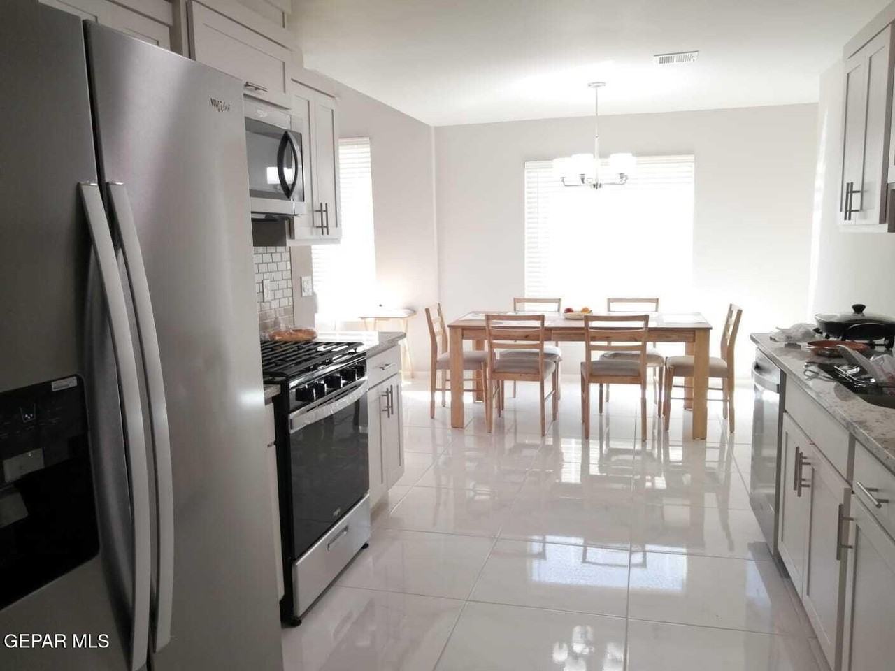 13865 Lorenz Ave - Photo 6 of 18