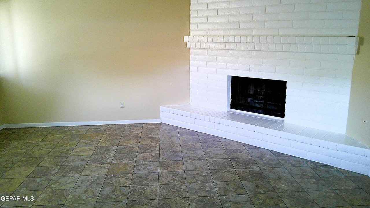 3022 E Glen Dr Unit A #A - Photo 3 of 15