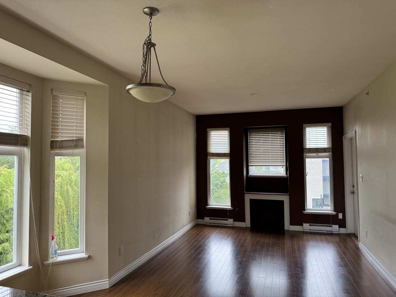 10289 133 Street #401 - Photo 2 of 13