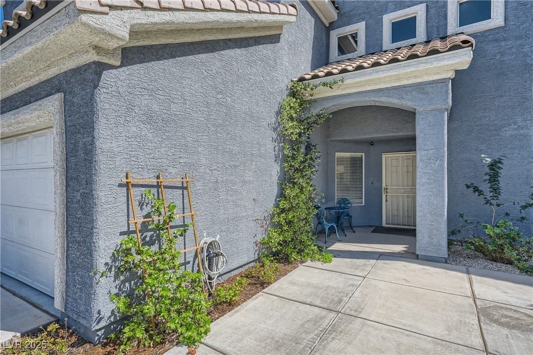 7237 W Mesa Vista Ave - Photo 2 of 26