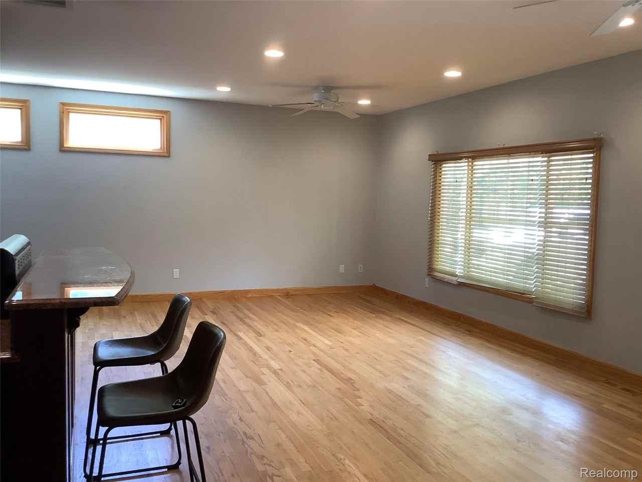 511 Baseline Rd - Photo 7 of 21