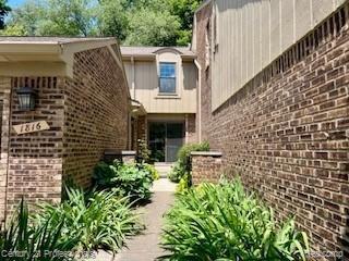 1816 Burning Bush Ct - Photo 2 of 38