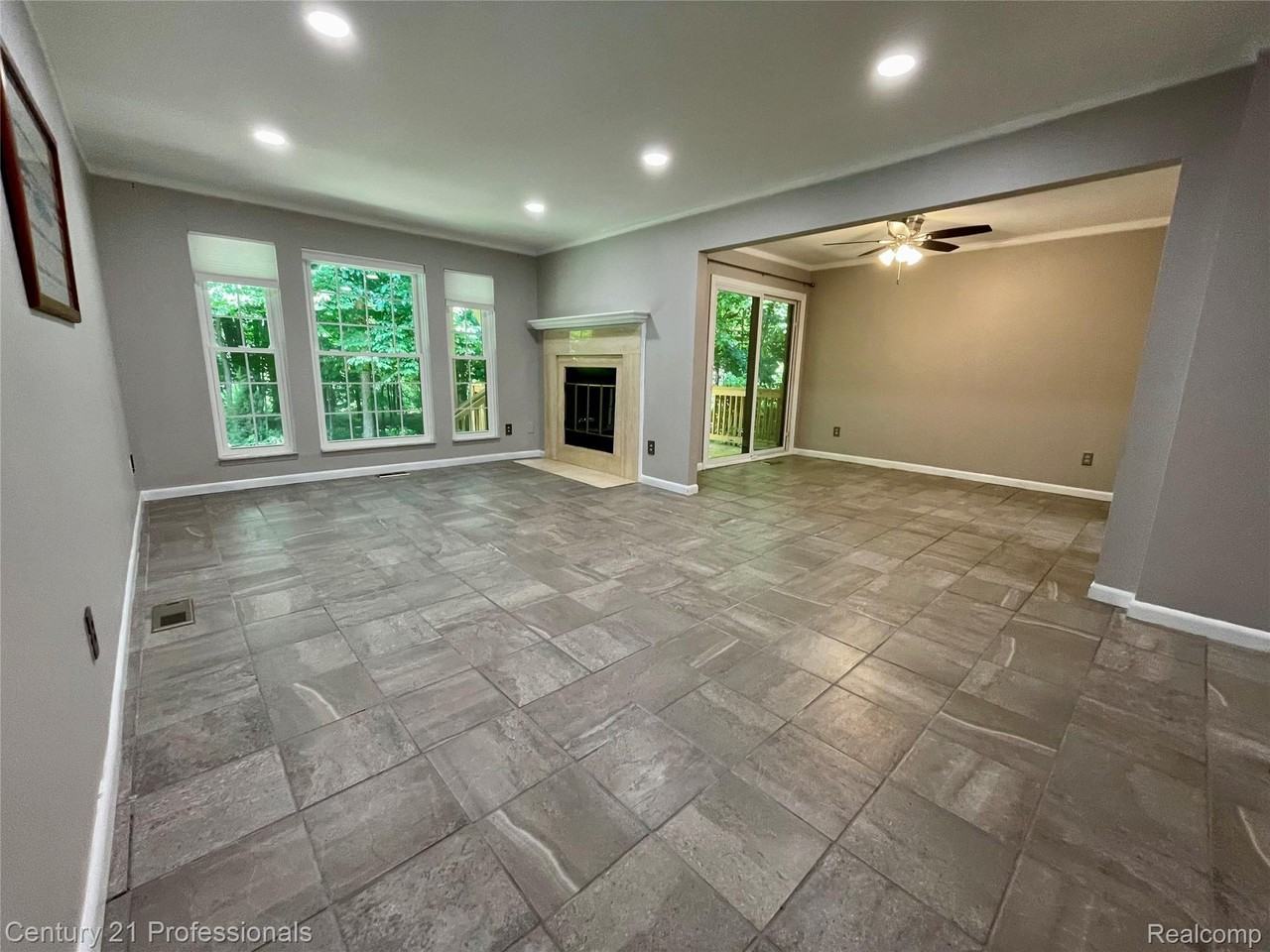 1816 Burning Bush Ct - Photo 7 of 38