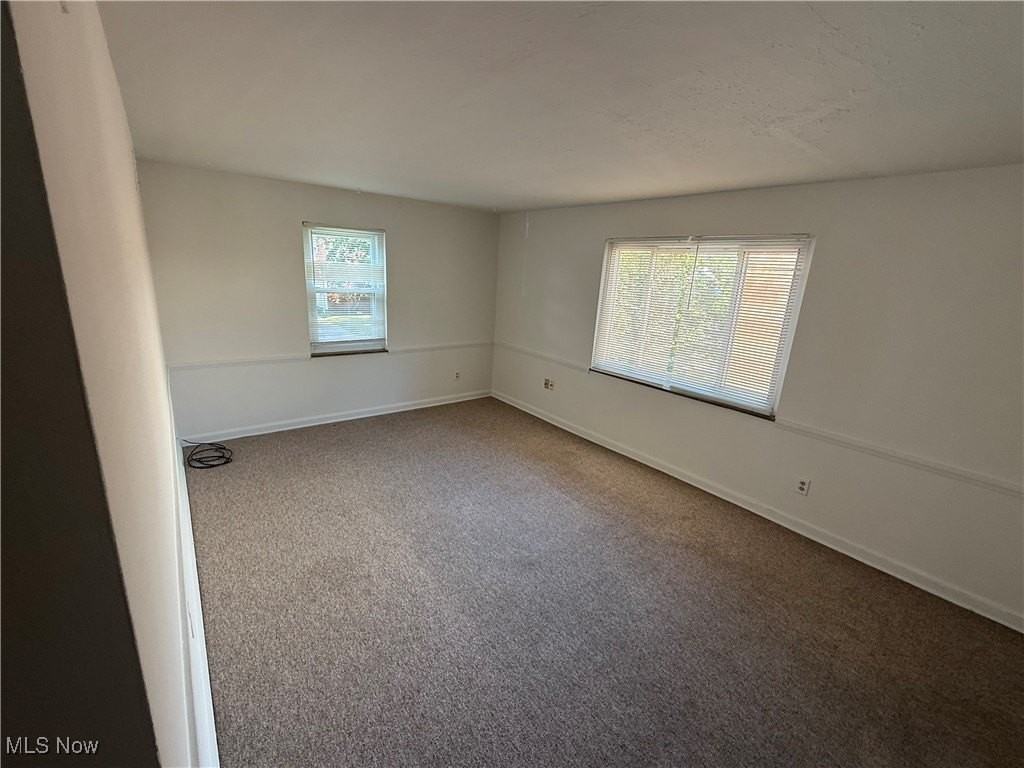 21250 Crystal Ave Unit 2 - Photo 4 of 14