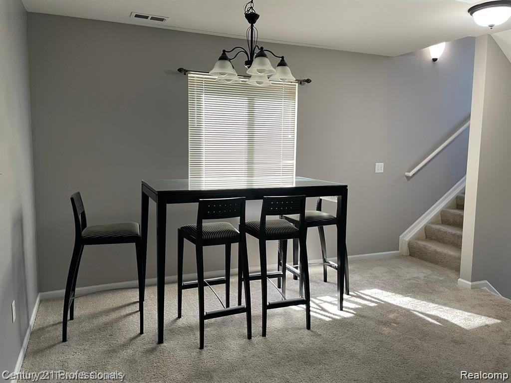 3060 Schoolhouse - Photo 6 of 25