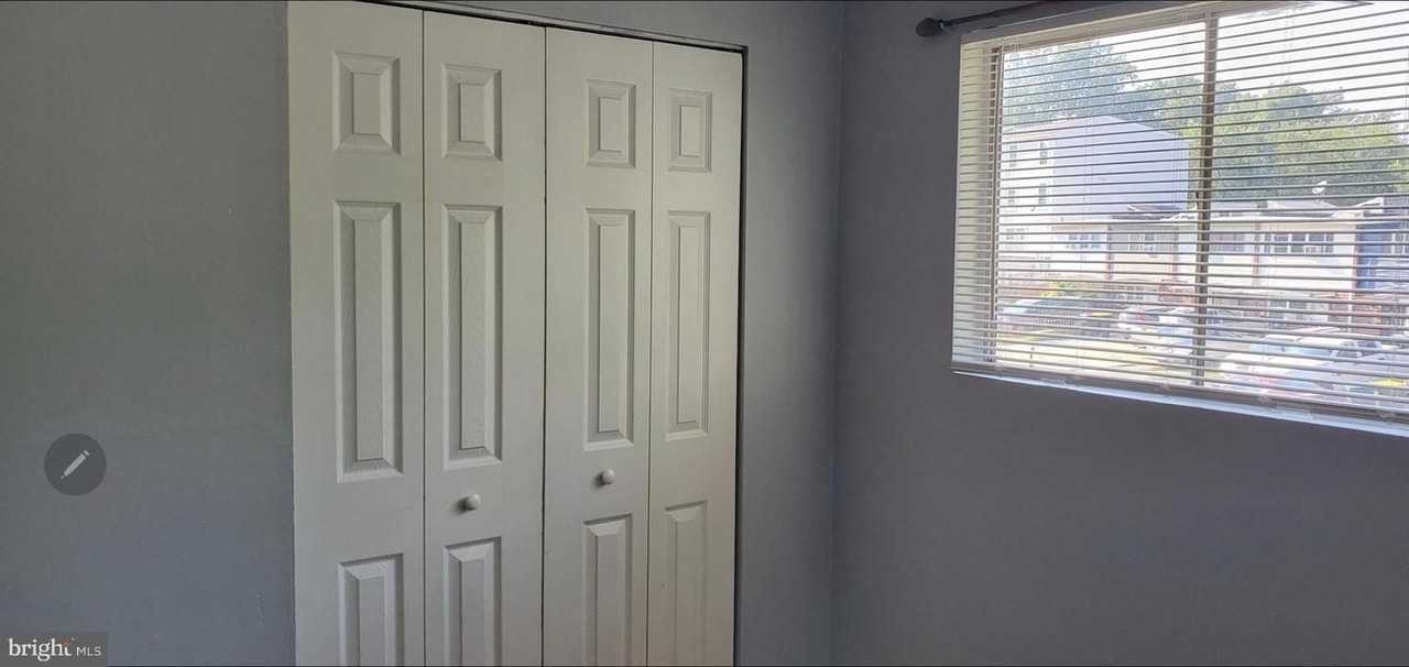 40 Rose Ln - Photo 6 of 11