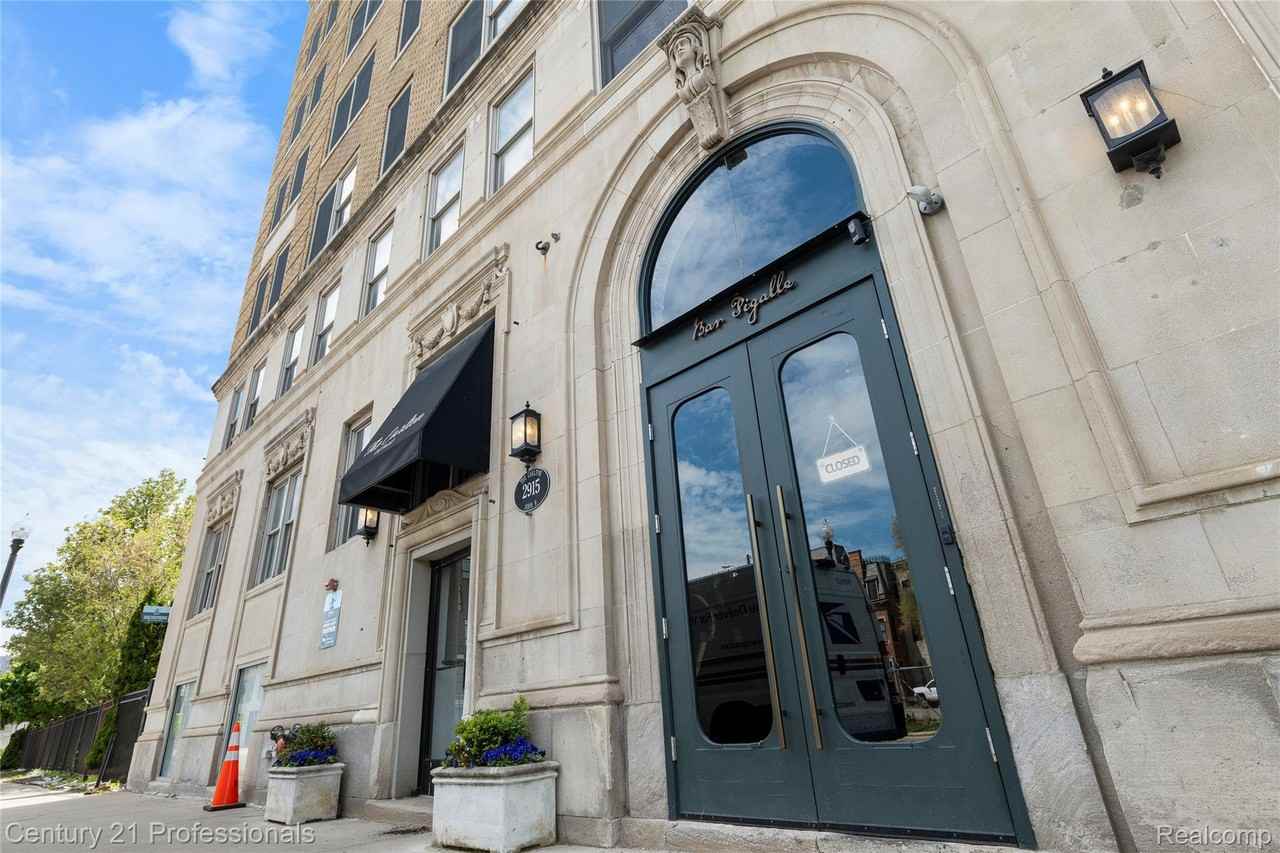 2915 John R St - Photo 2 of 14