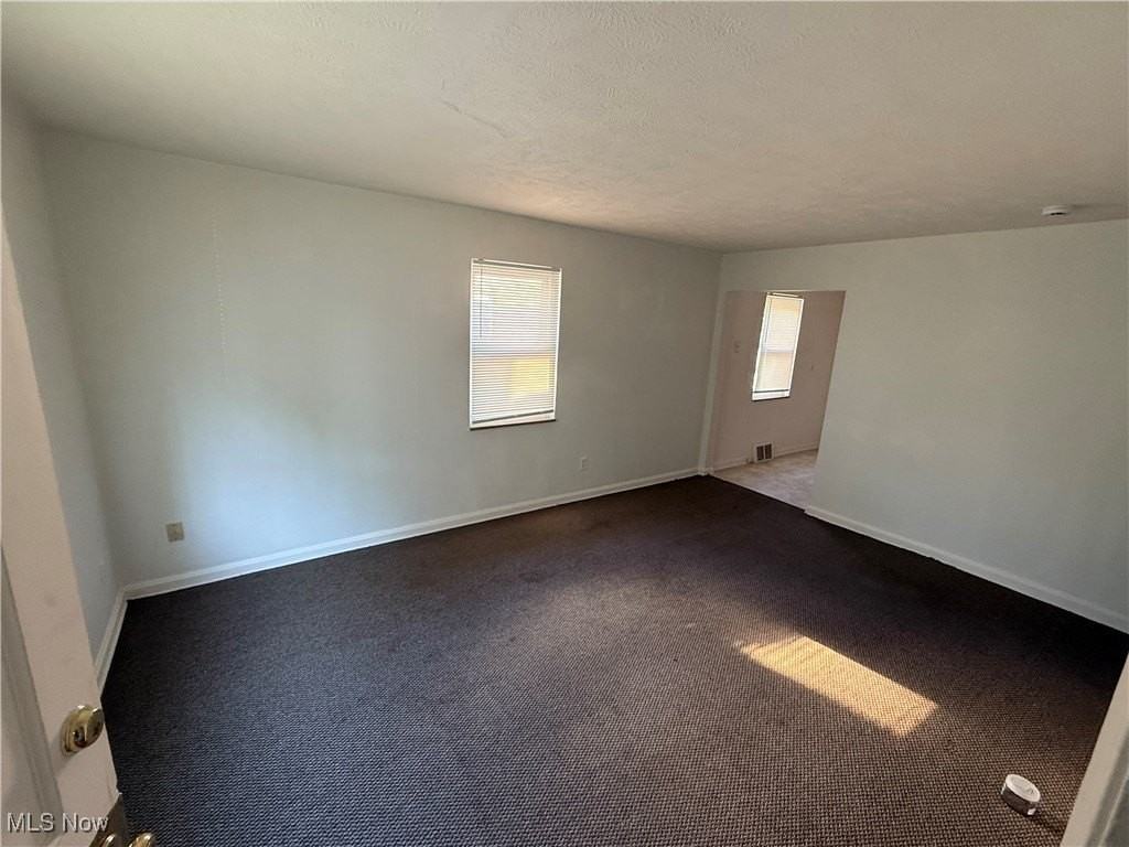 21250 Crystal Ave Unit 1 - Photo 3 of 12