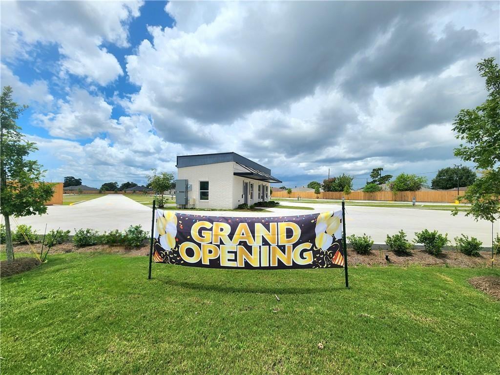 2930 Belle Chasse Hwy - Photo 3 of 9