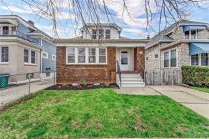 featured image of 355 S Ogden St