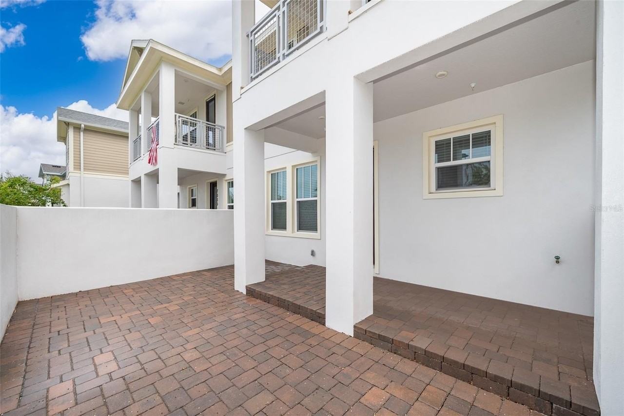 7039 Nemours Pkwy - Photo 2 of 26