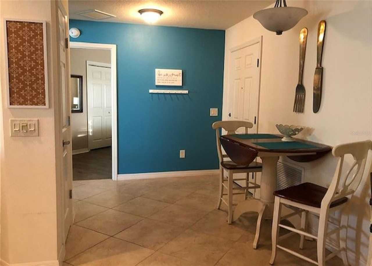 2474 Mackintosh Ct - Photo 7 of 30