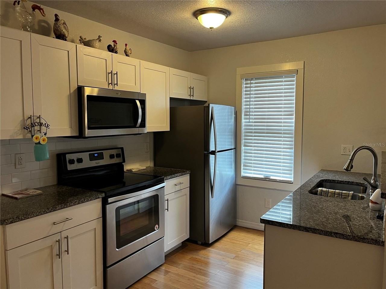 2320 E 12th Ave - Photo 6 of 18