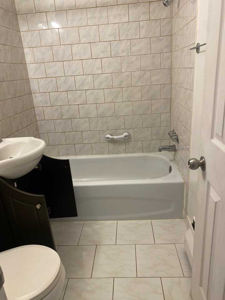 2305 rue Duff Court Lachine - Photo 3 of 3