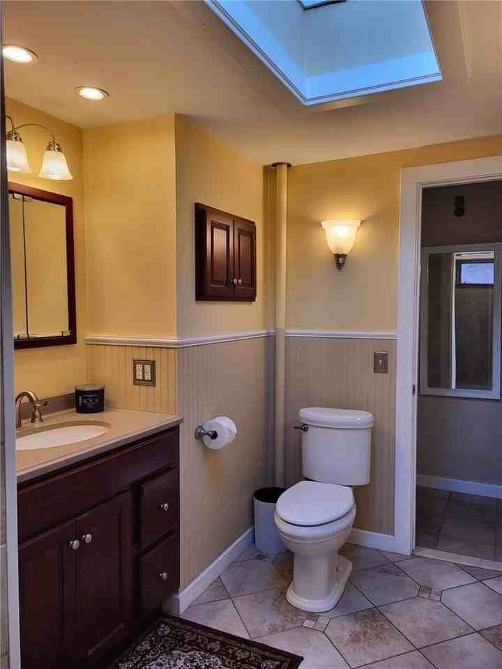 126 West St - Photo 6 of 27