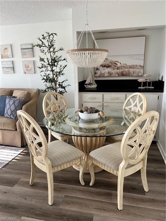 111 Palm Dr #4 - Photo 3 of 17