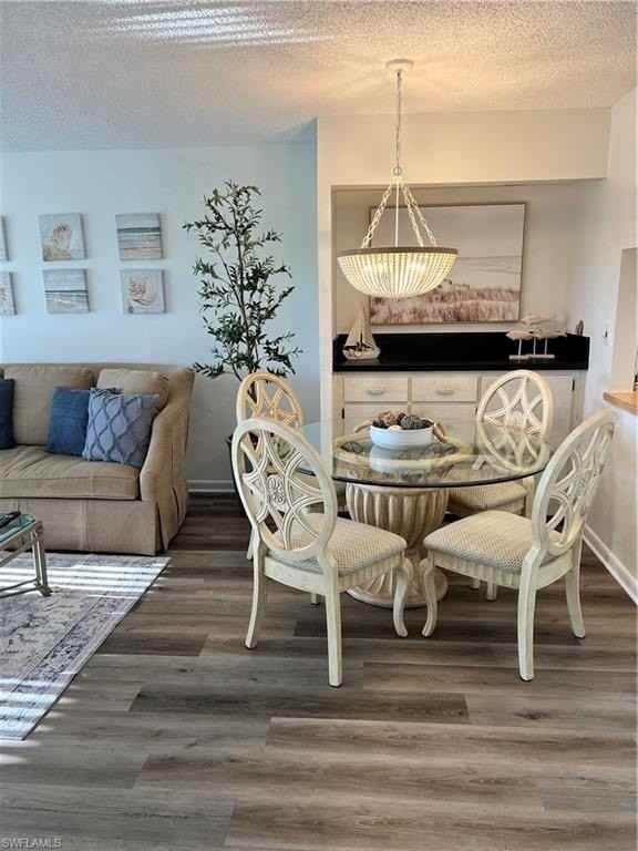 111 Palm Dr #4 - Photo 5 of 17